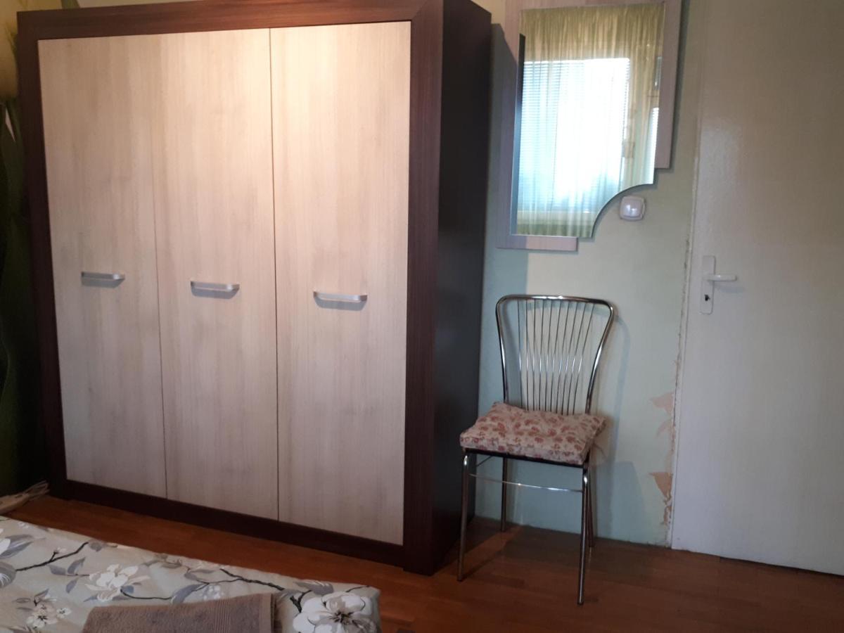 2 Bedrooms With Private Bath And Balcony Near The Airport Σόφια Εξωτερικό φωτογραφία